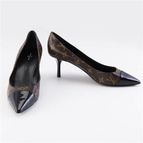 Louis Vuitton Monogram Fetish Pumps 